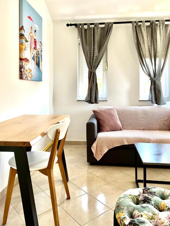 B88 Apartments - Vila Palma Sveti Filip i Jakov Eksteriør billede