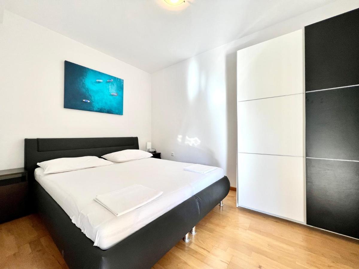 B88 Apartments - Vila Palma Sveti Filip i Jakov Eksteriør billede