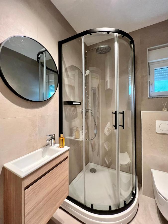B88 Apartments - Vila Palma Sveti Filip i Jakov Eksteriør billede