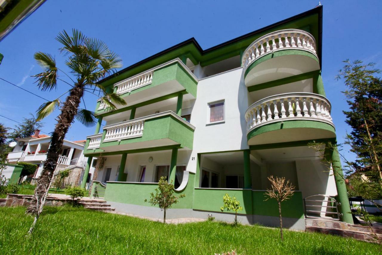 B88 Apartments - Vila Palma Sveti Filip i Jakov Eksteriør billede