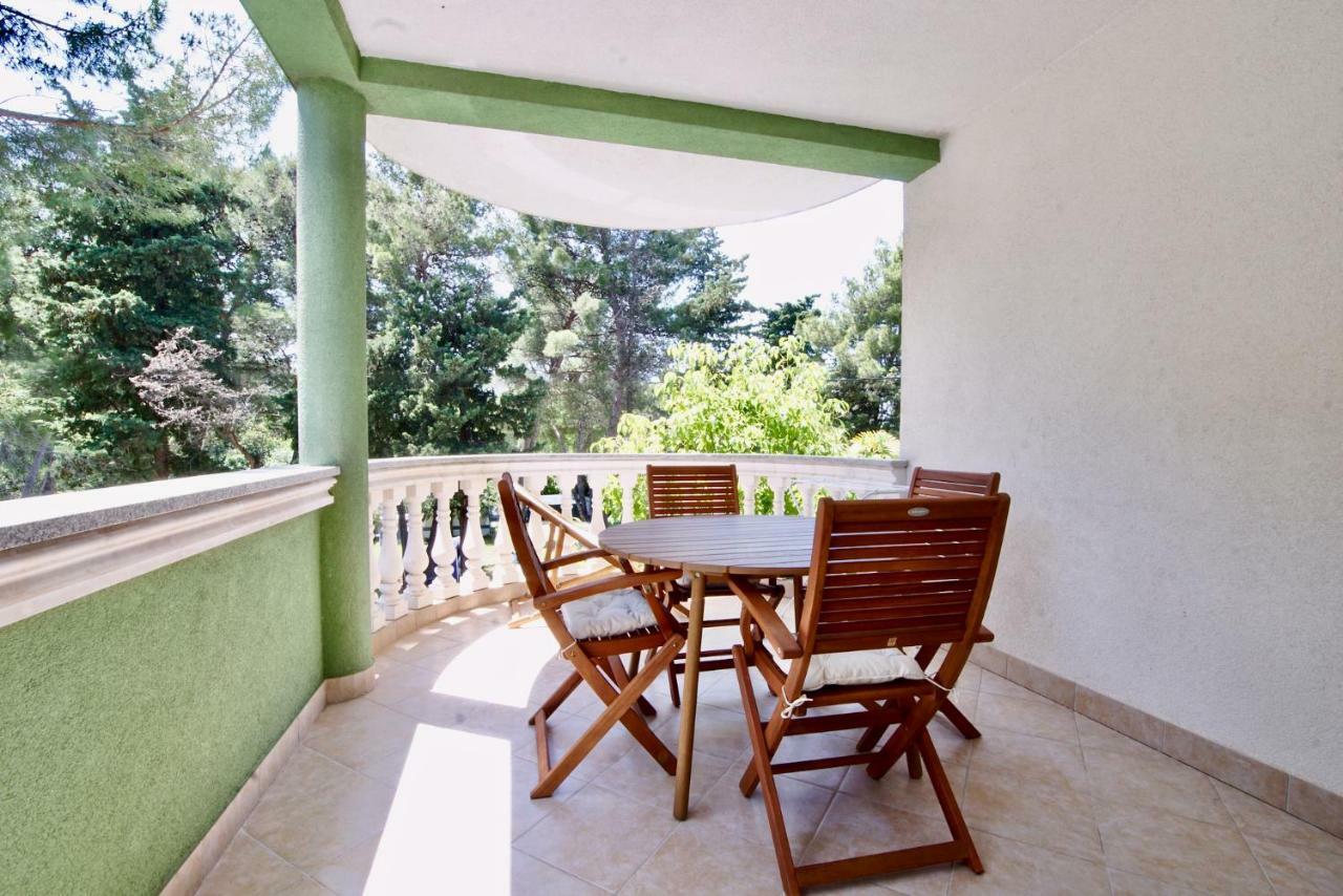 B88 Apartments - Vila Palma Sveti Filip i Jakov Eksteriør billede
