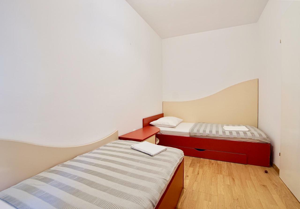B88 Apartments - Vila Palma Sveti Filip i Jakov Eksteriør billede